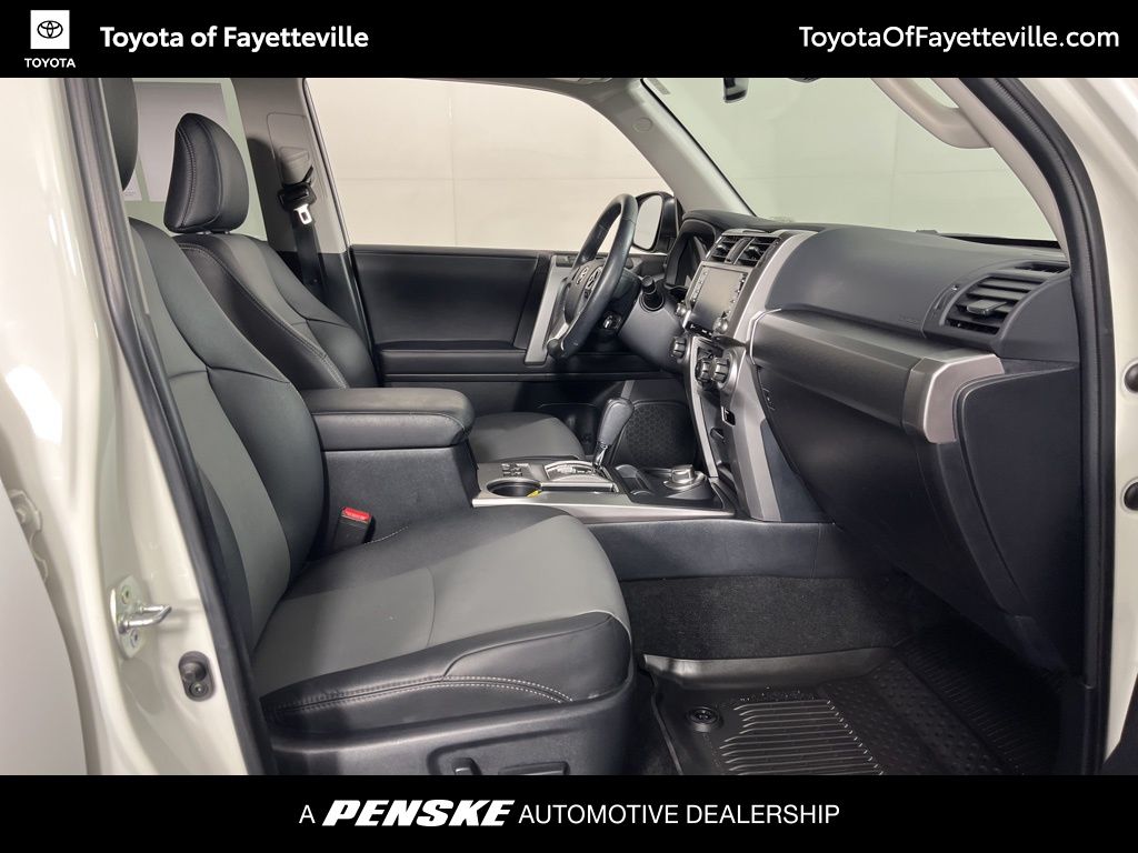 Thumbnail: 2023 Toyota 4Runner - 7