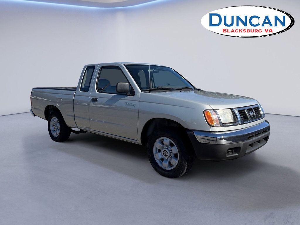 1998 Nissan Frontier 2 Dr XE Extended Cab SB