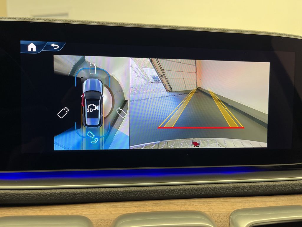 Thumbnail: 2025 Mercedes-Benz GLE - 18