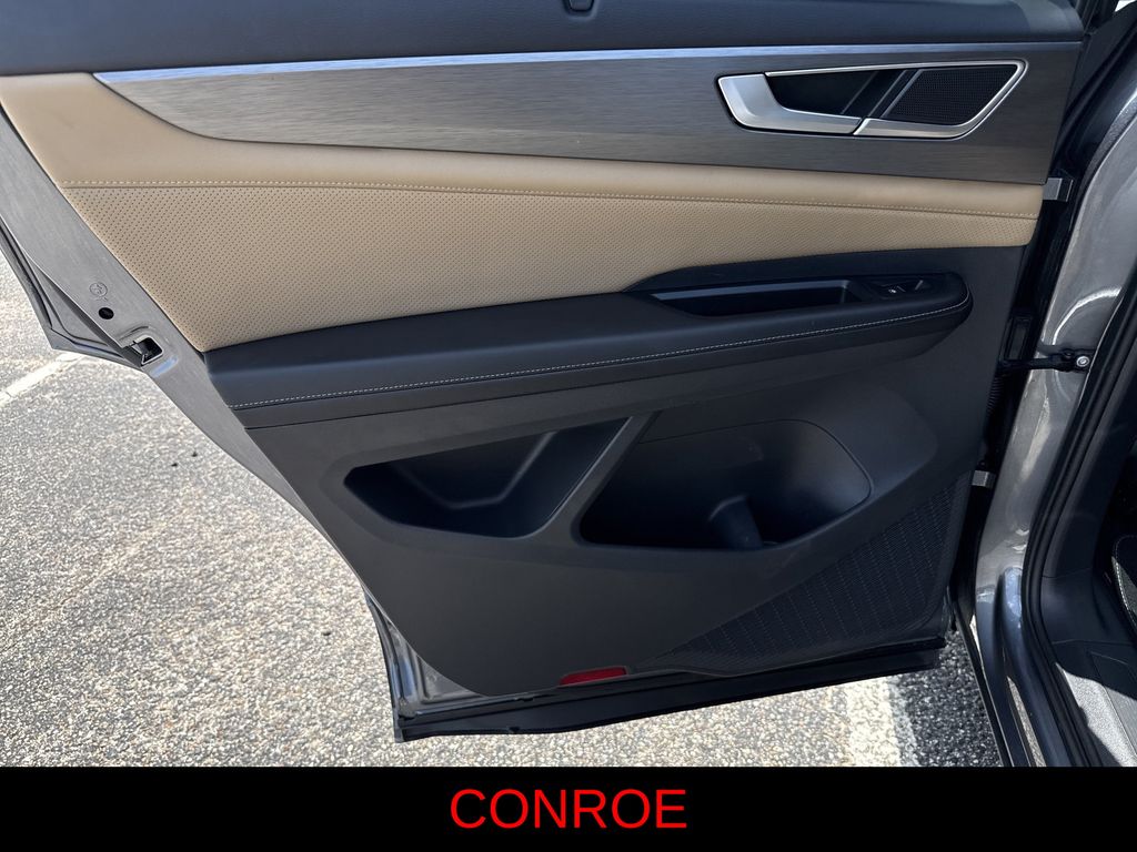 2024 Volkswagen Atlas Cross Sport 2.0T SE w/Technology Gray at DeMontrond Auto Country