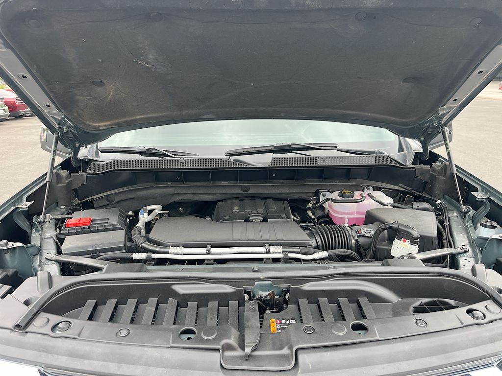 Used 2026 Gray Chevrolet LT image 30