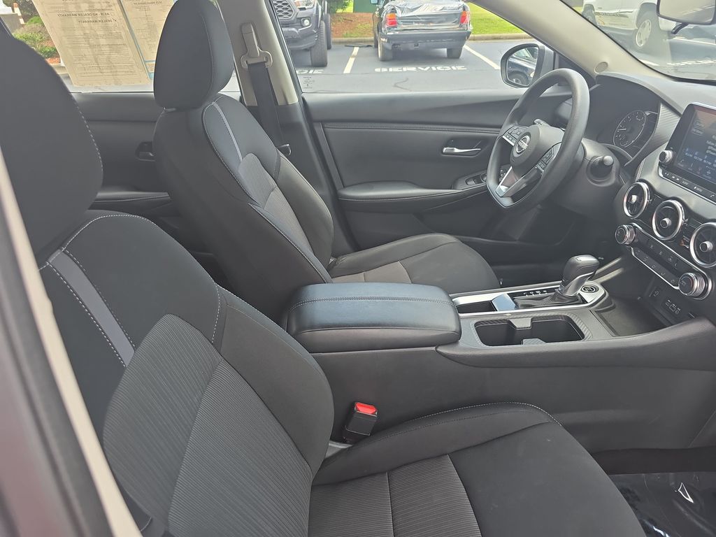 Used 2025 Nissan Sentra Sedan