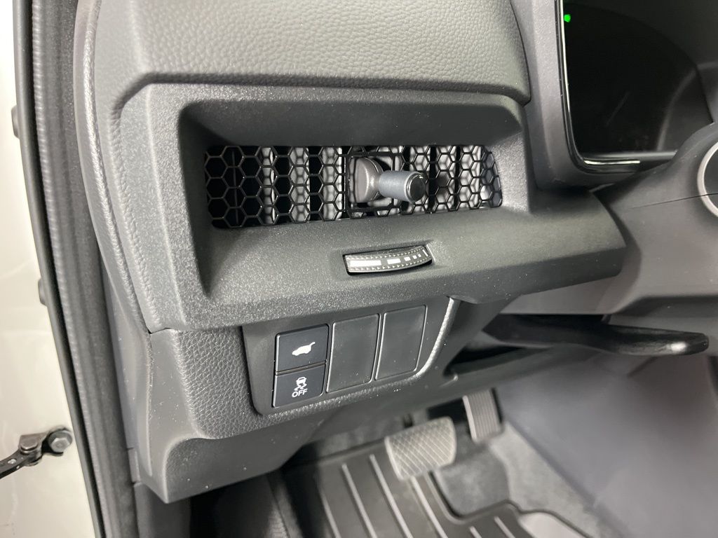 2025 Honda CR-V Sport-L 28
