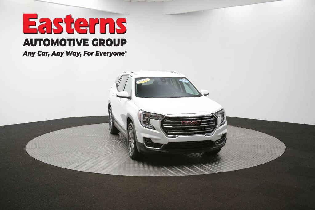 Used 2024 White GMC SLT image 50
