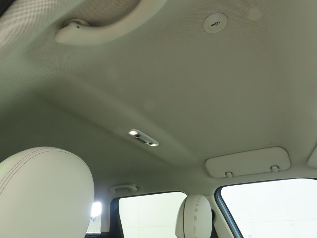 Thumbnail: 2018 MINI Cooper Clubman - 18