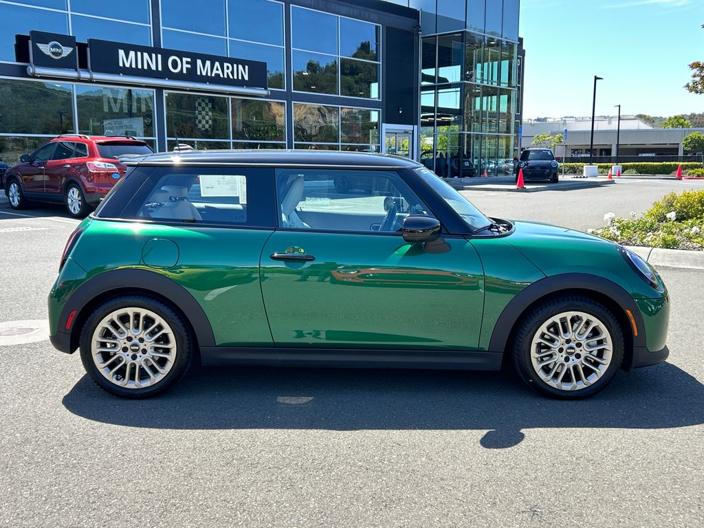 2025 MINI Cooper S 6