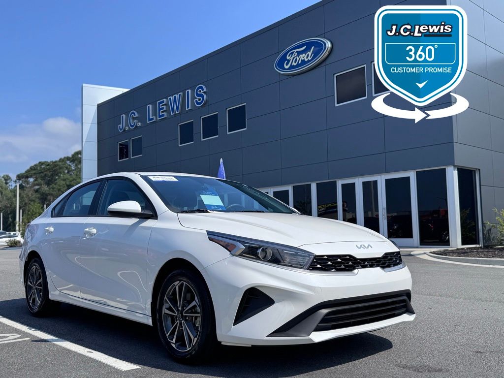 2023 Kia Forte LXS