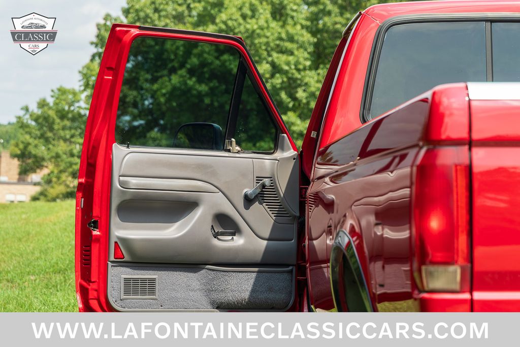 1995 Ford F-150 39