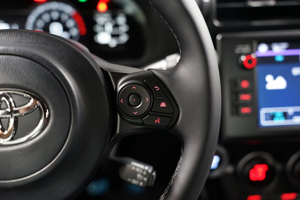 2025 Toyota GR86 Premium 13