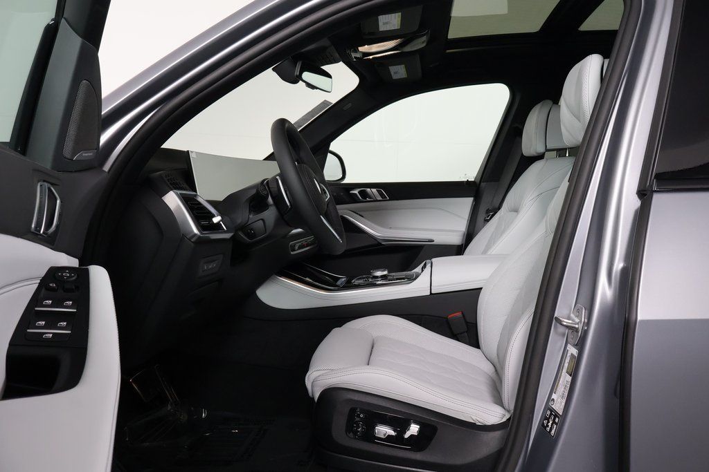 Thumbnail: 2026 BMW X5 - 5