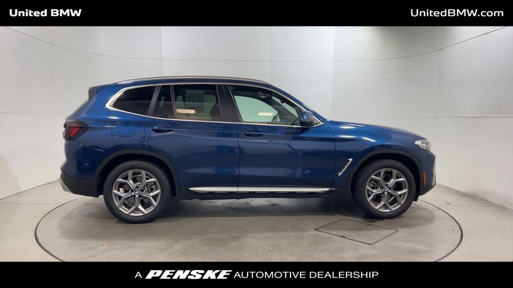 Thumbnail: 2024 BMW X3 - 9