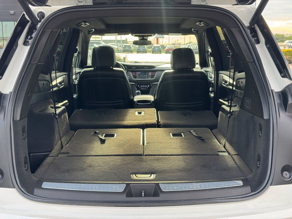 2023 Cadillac XT6 Luxury White at Monument Chevrolet