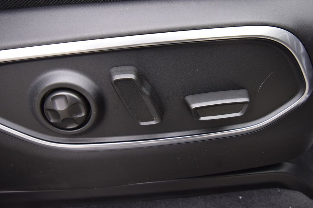 new 2026 Jeep Grand Wagoneer car, priced at $73,559