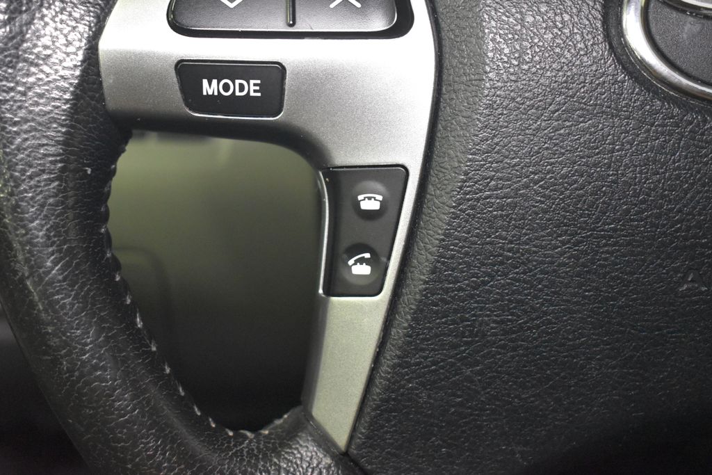 2013 Toyota Highlander Plus 21