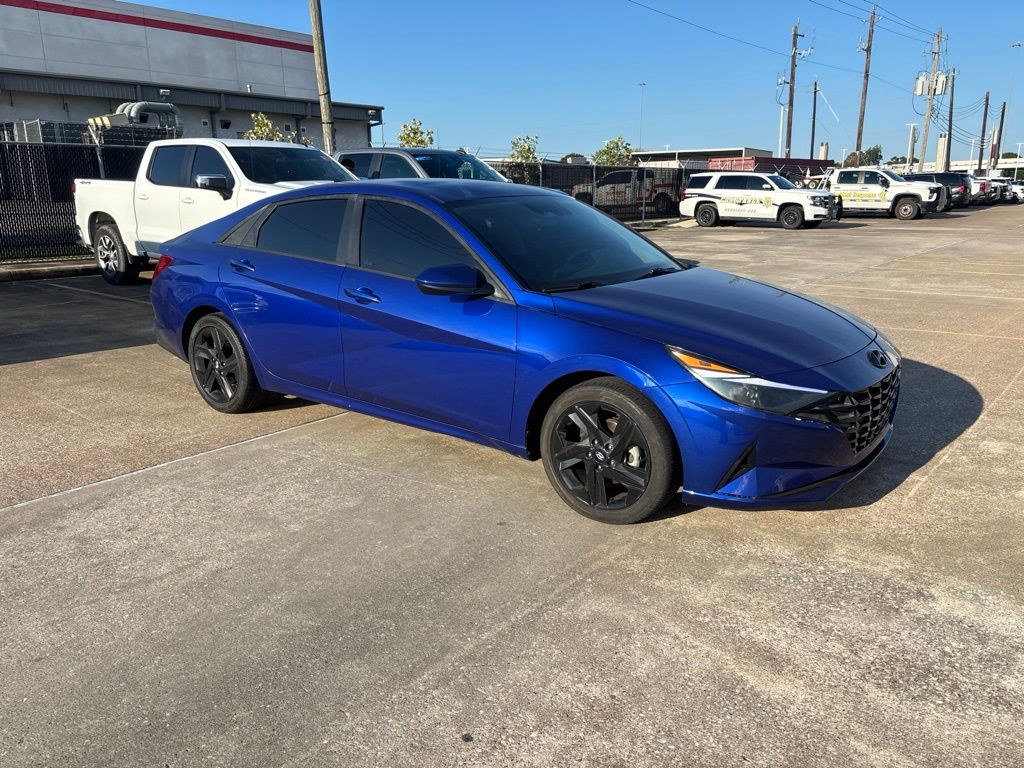 2023 Hyundai Elantra SEL Blue at DeMontrond Auto Country