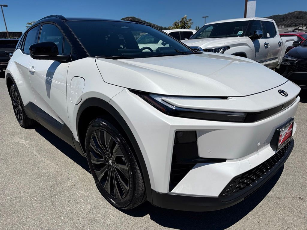New 2026 Toyota C-HR SUV