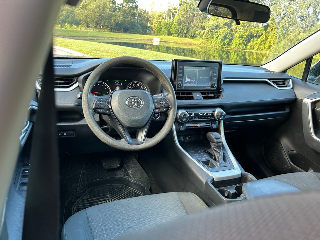 Thumbnail: 2021 Toyota RAV4 - 12