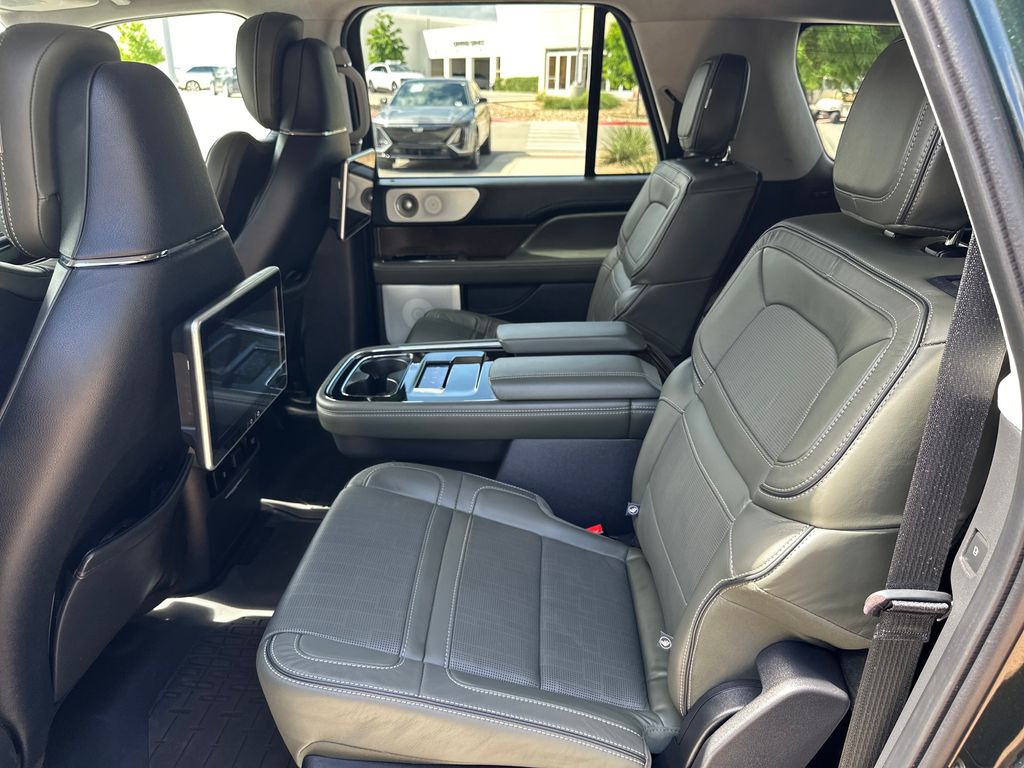 Used Car 2022 Lincoln Navigator L  Black Label For Sale Under $60,000 In Austin, Texas