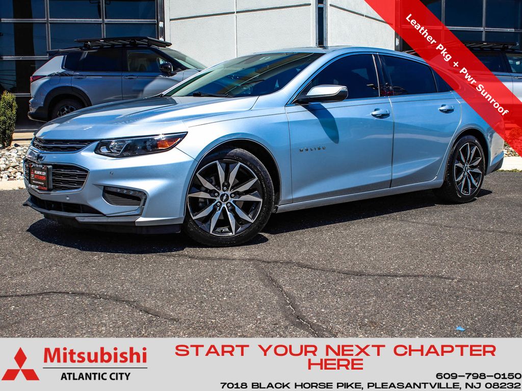 Arctic Blue Metallic 2017 Chevrolet Malibu LT FWD Sedan Front-Wheel Drive 6-Speed Automatic