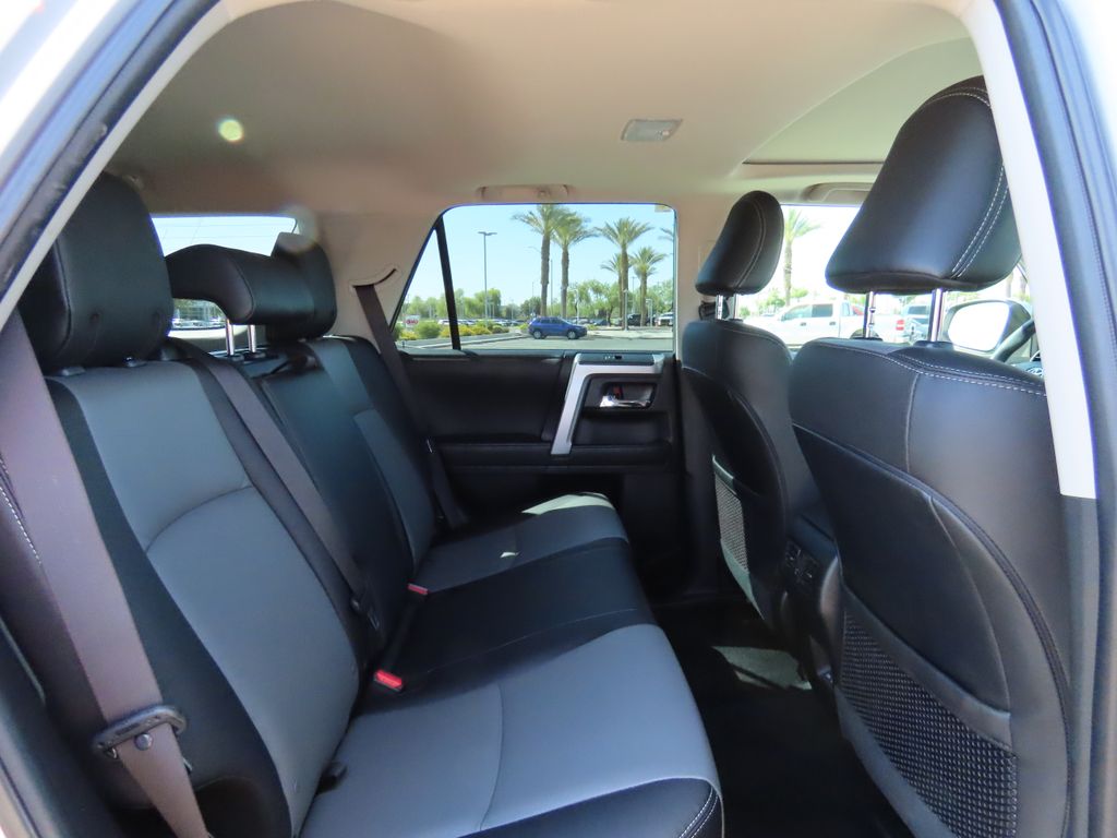 2023 Toyota 4Runner SR5 21