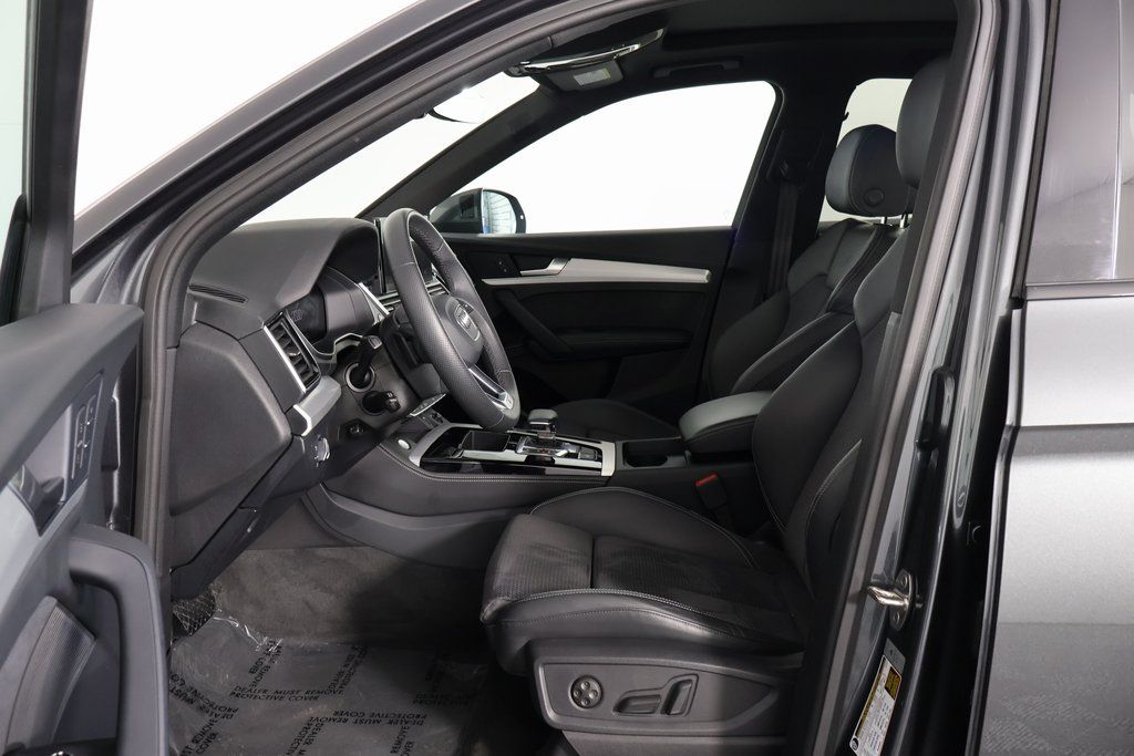 Thumbnail: 2024 Audi Q5 - 10