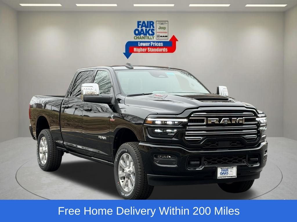 Diamond Black Crystal Pearlcoat 2026 RAM 2500 Laramie Crew Cab 4WD Pickup Truck Four-Wheel Drive 8-Speed Automatic