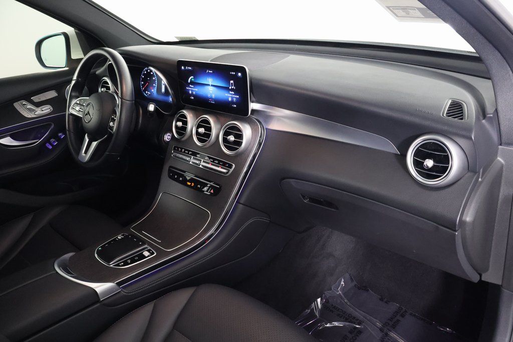 Thumbnail: 2021 Mercedes-Benz GLC - 9