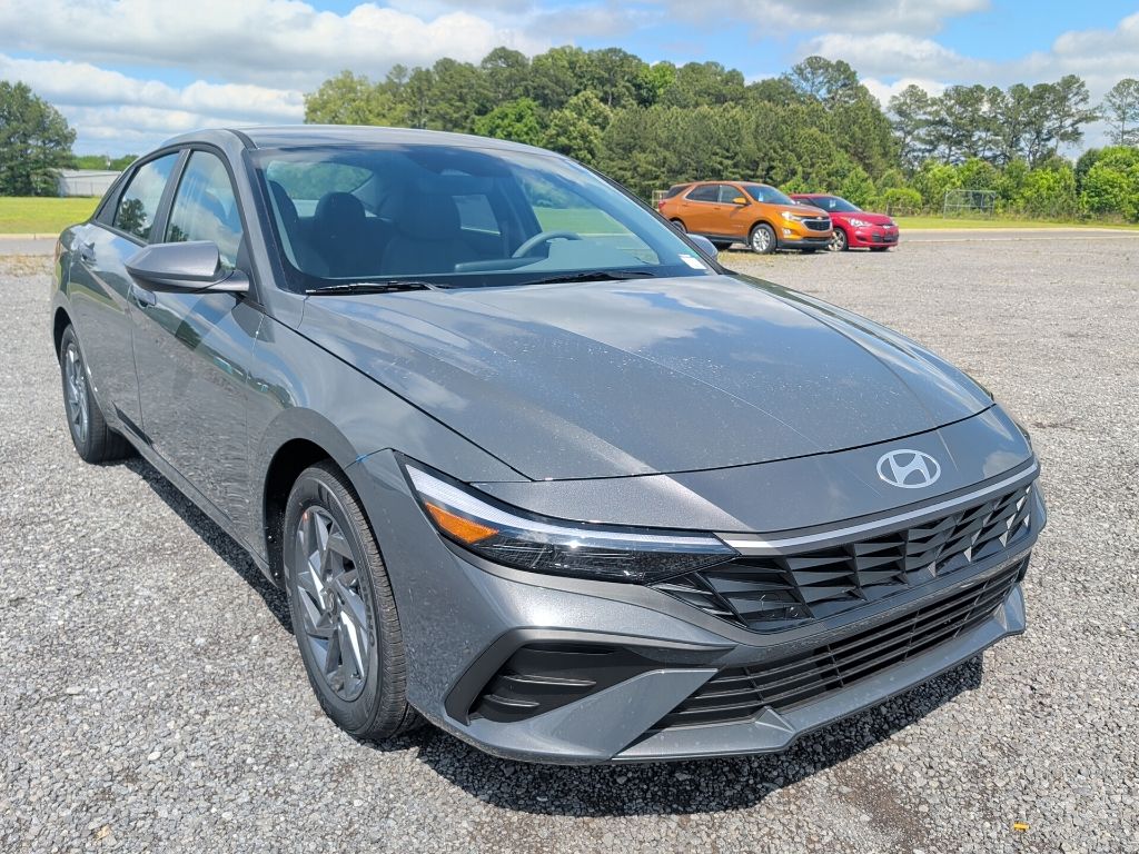 2026 Hyundai Elantra Hybrid