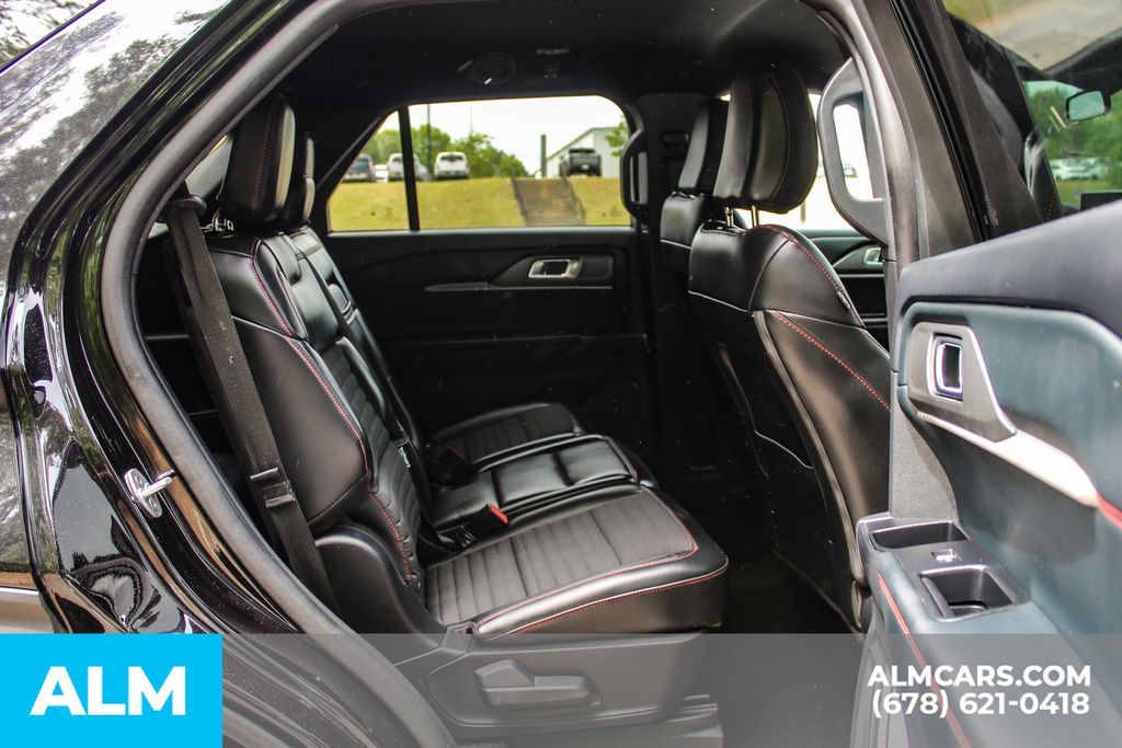 Used 2025 Black Ford ST-Line image 22