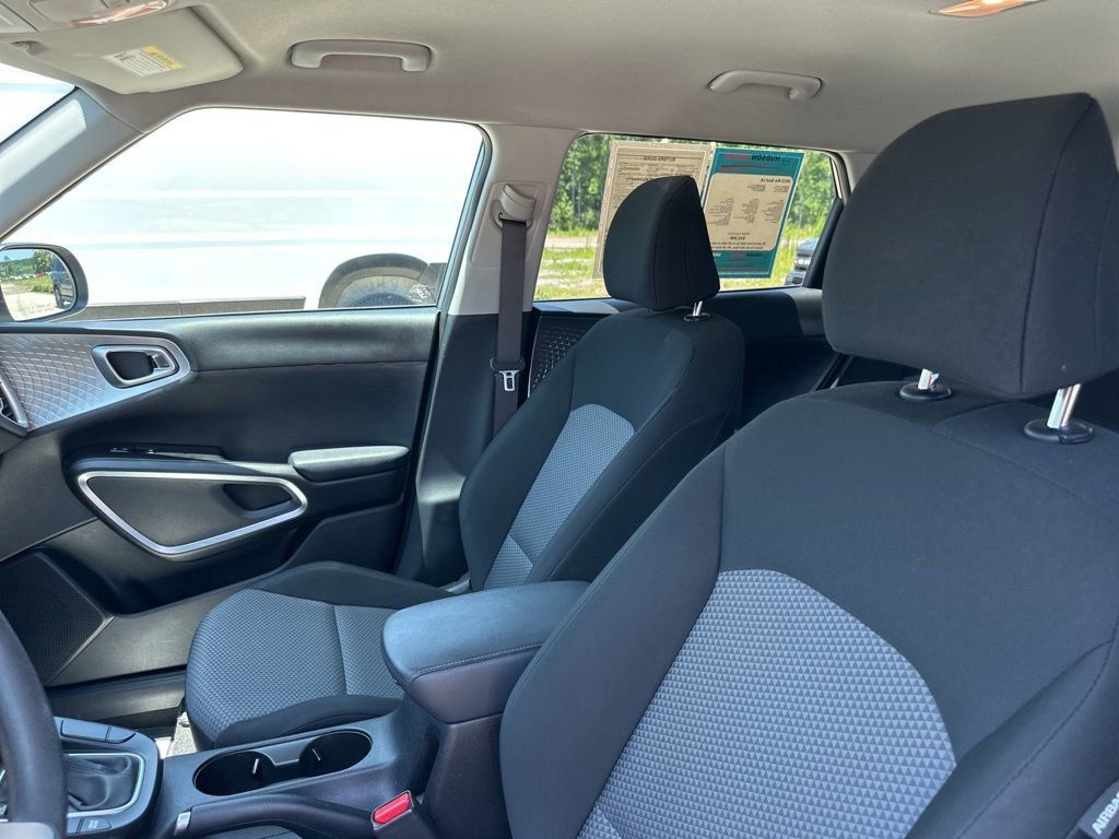 2023 Steel Gray Kia Soul LX FWD Hatchback