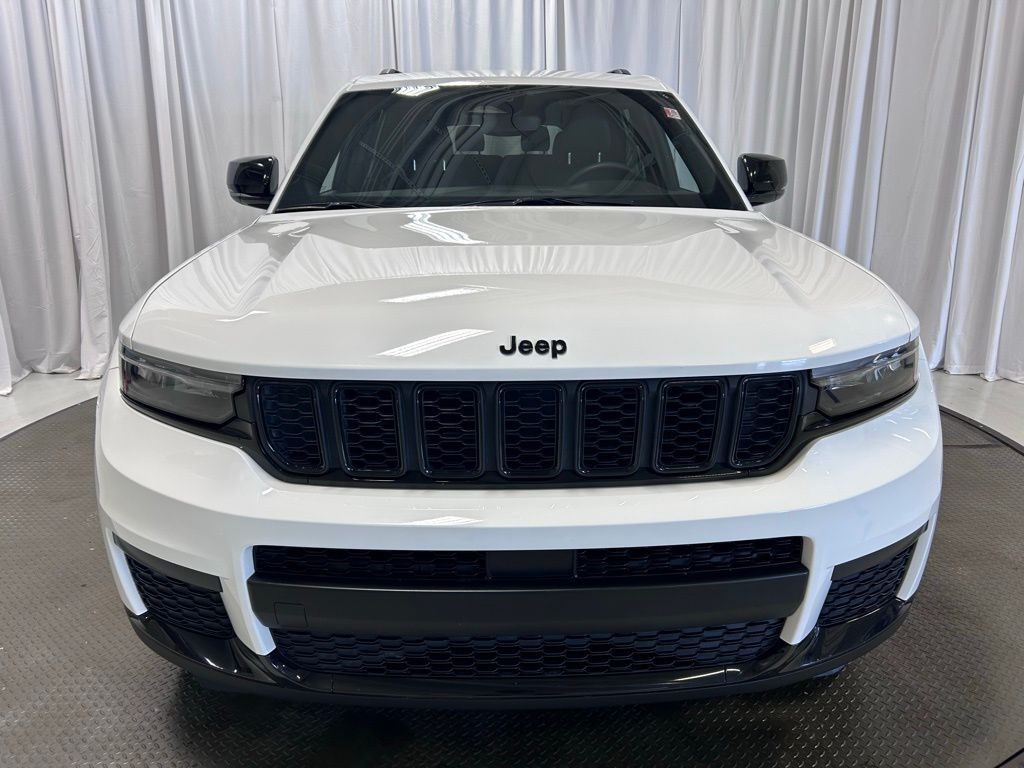 used 2023 Jeep Grand Cherokee L car, priced at $30,499