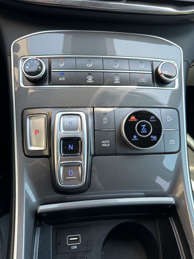 2022 Hyundai Santa Fe SE 11