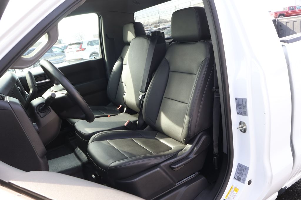 Thumbnail: 2021 Chevrolet Silverado 1500 - 17