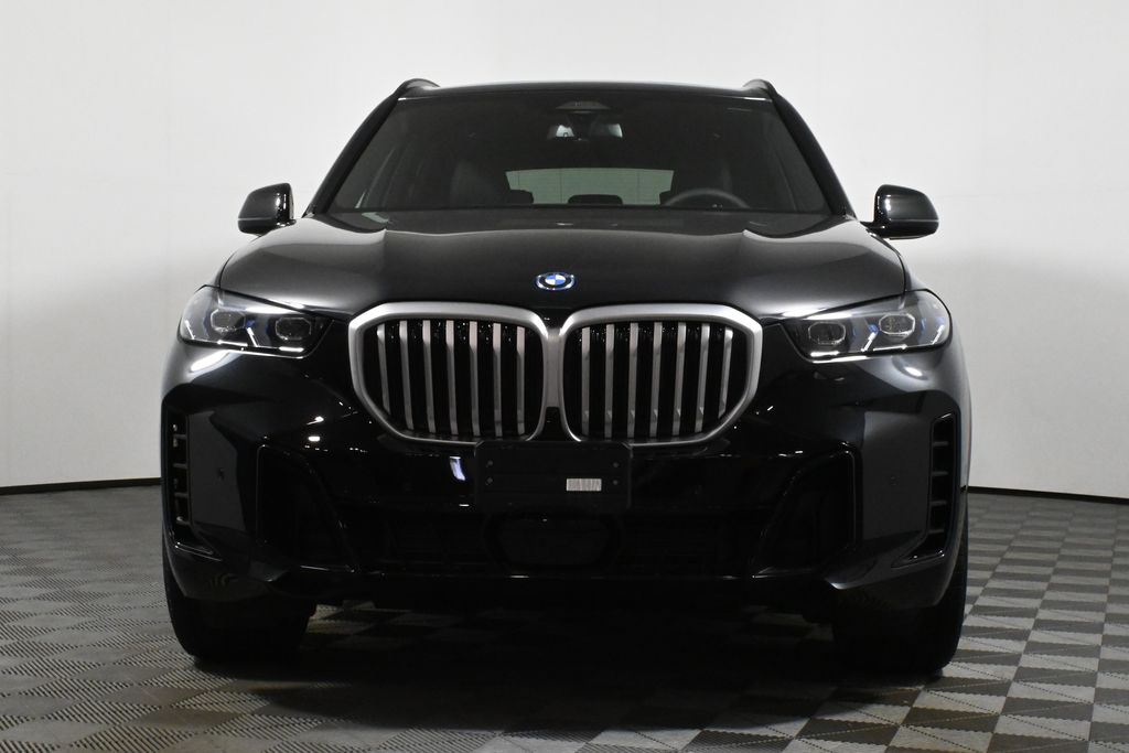 2025 BMW X5 xDrive50e 10