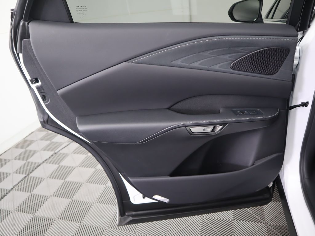 Thumbnail: 2023 Lexus RX - 27