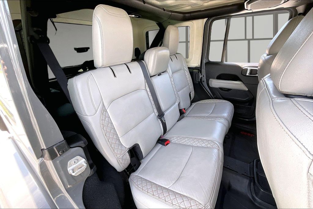 Used 2022 Jeep Wrangler SUV