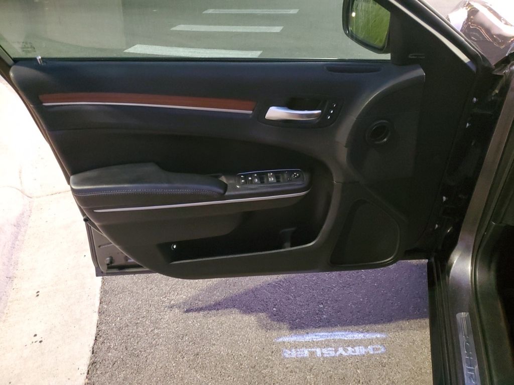 Used Car 2019 Chrysler 300  C For Sale Under $30,000 In Austin, Texas