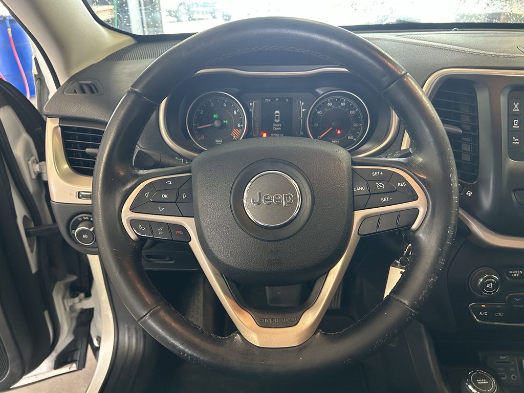 2015 Jeep Cherokee Latitude White at Shottenkirk Kia Fort Bend