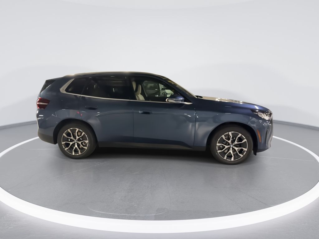 Thumbnail: 2026 BMW X3 - 9