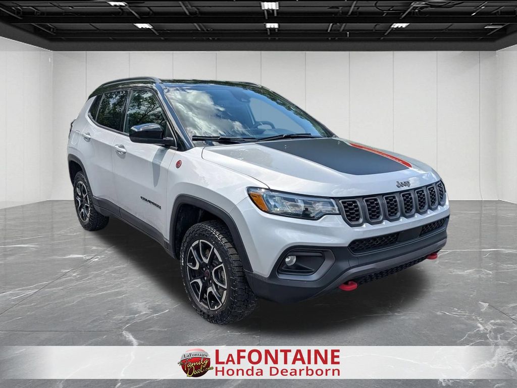 2025 Jeep Compass Trailhawk - Photo 7