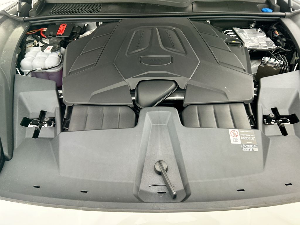 Thumbnail: 2026 Porsche Cayenne - 29