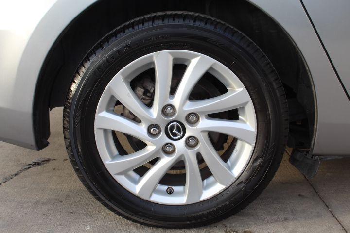 Used Car 2013 Mazda Mazda3  I Touring For Sale Under $10,000 In Georgetown, Texas