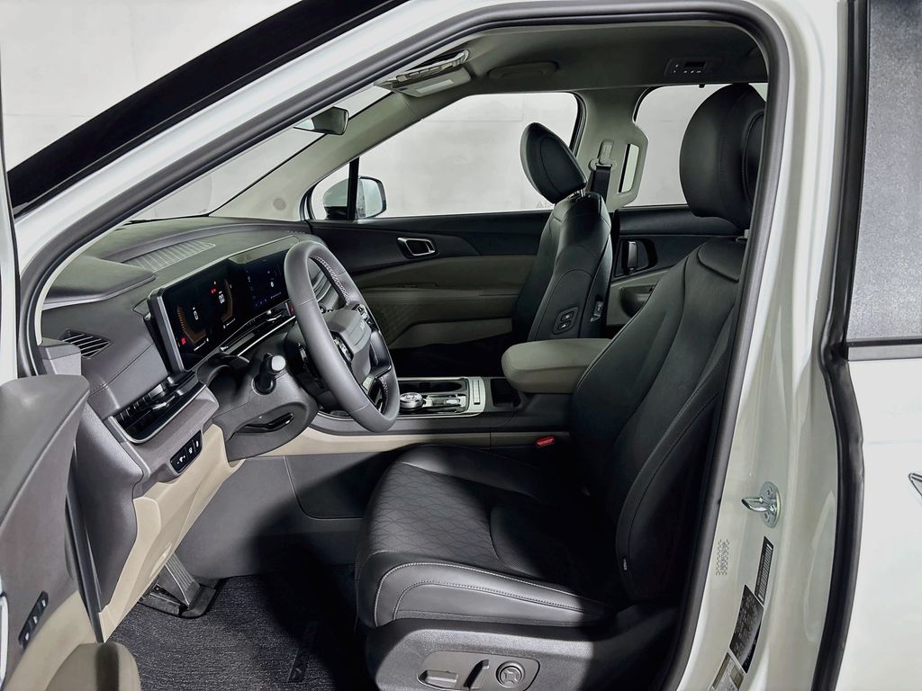2027 Kia Carnival Hybrid EX
