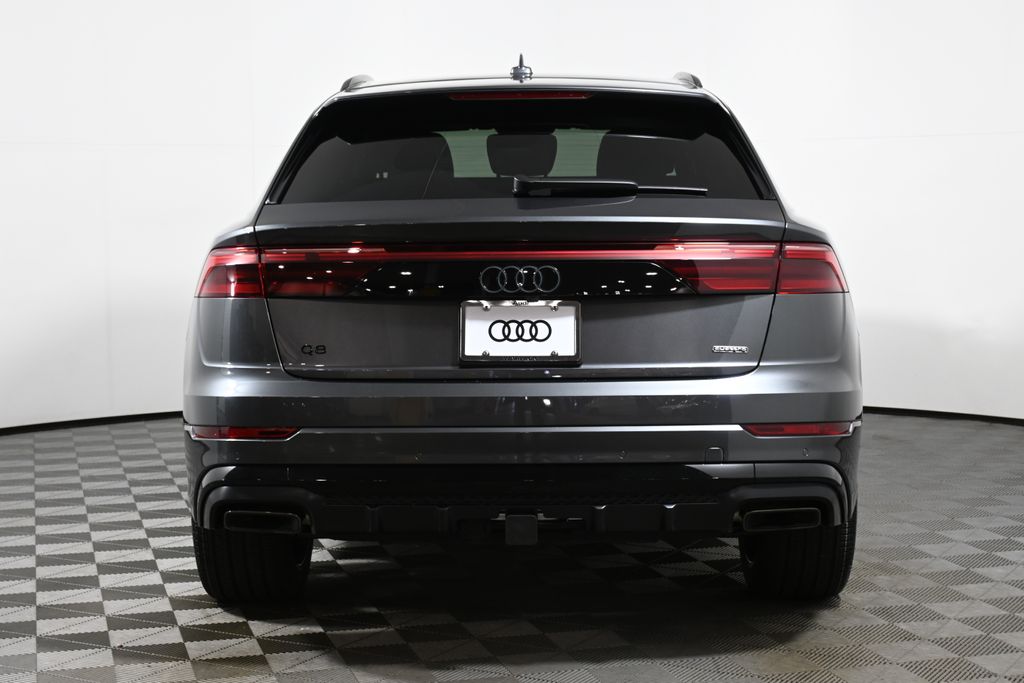 Thumbnail: 2026 Audi Q8 - 6