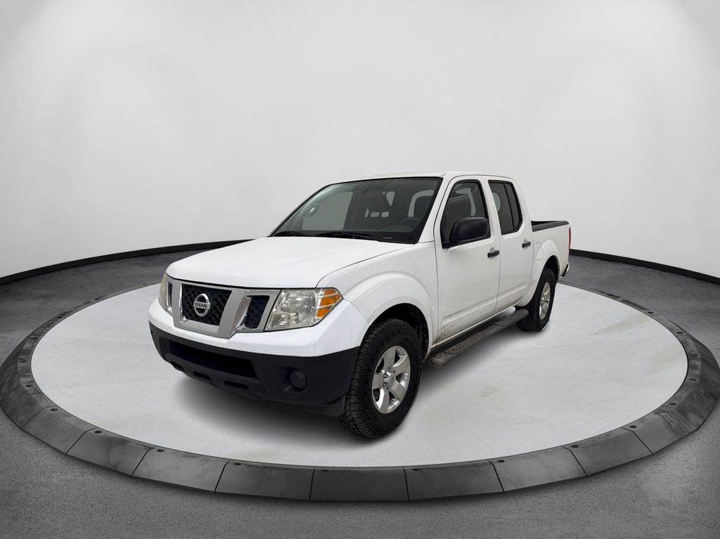 White (Fresh Powder) 2012 Nissan Frontier SV V6 Crew Cab Pickup Truck 4X2 5-Speed Automatic Overdrive