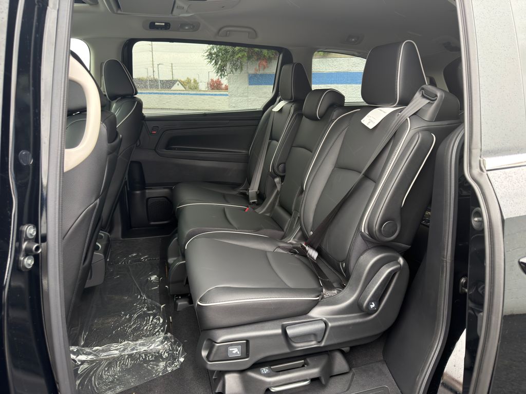 Thumbnail: 2026 Honda Odyssey - 20