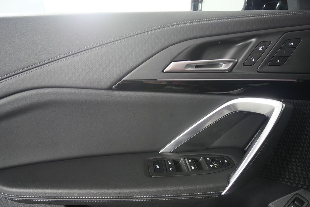 Thumbnail: 2024 BMW X2 - 9