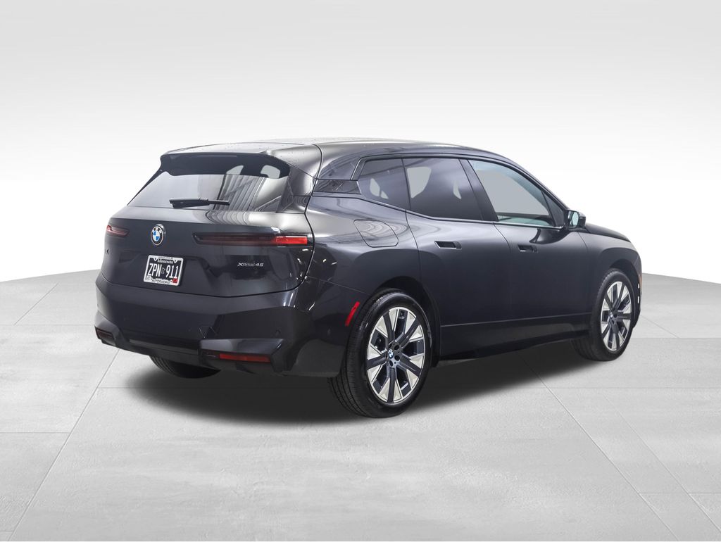 Thumbnail: 2026 BMW iX - 5