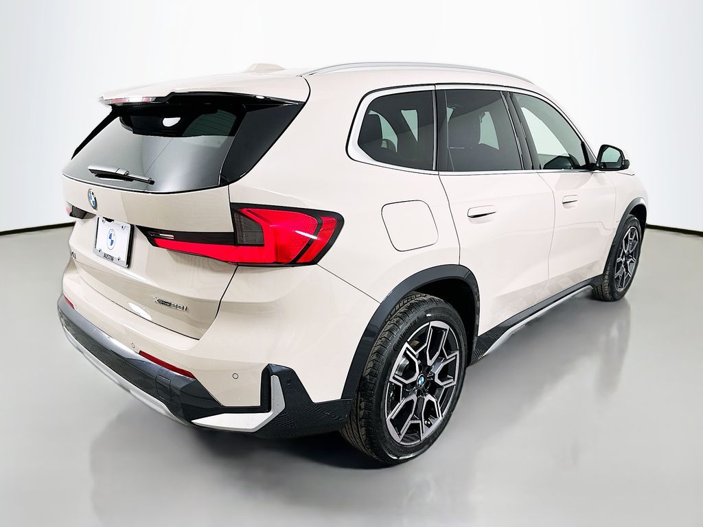 Thumbnail: 2026 BMW X1 - 5