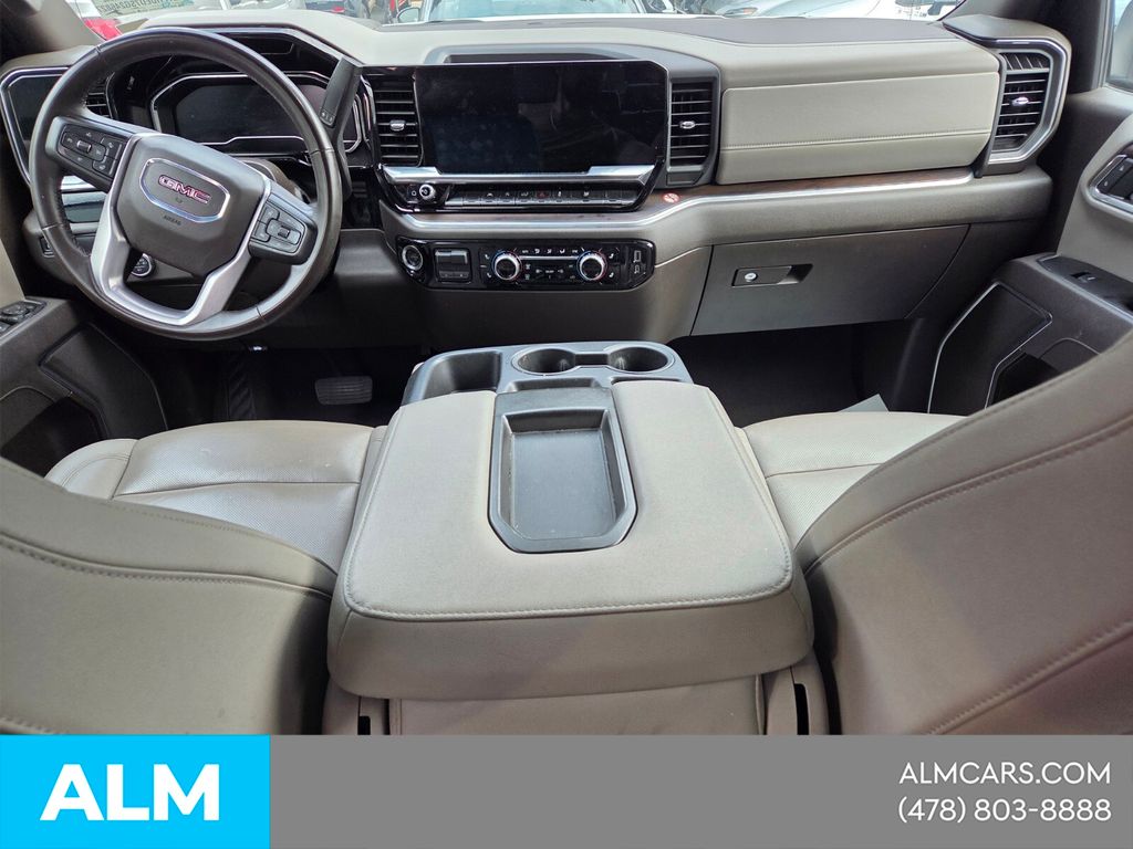 Used 2025 White GMC SLT image 8